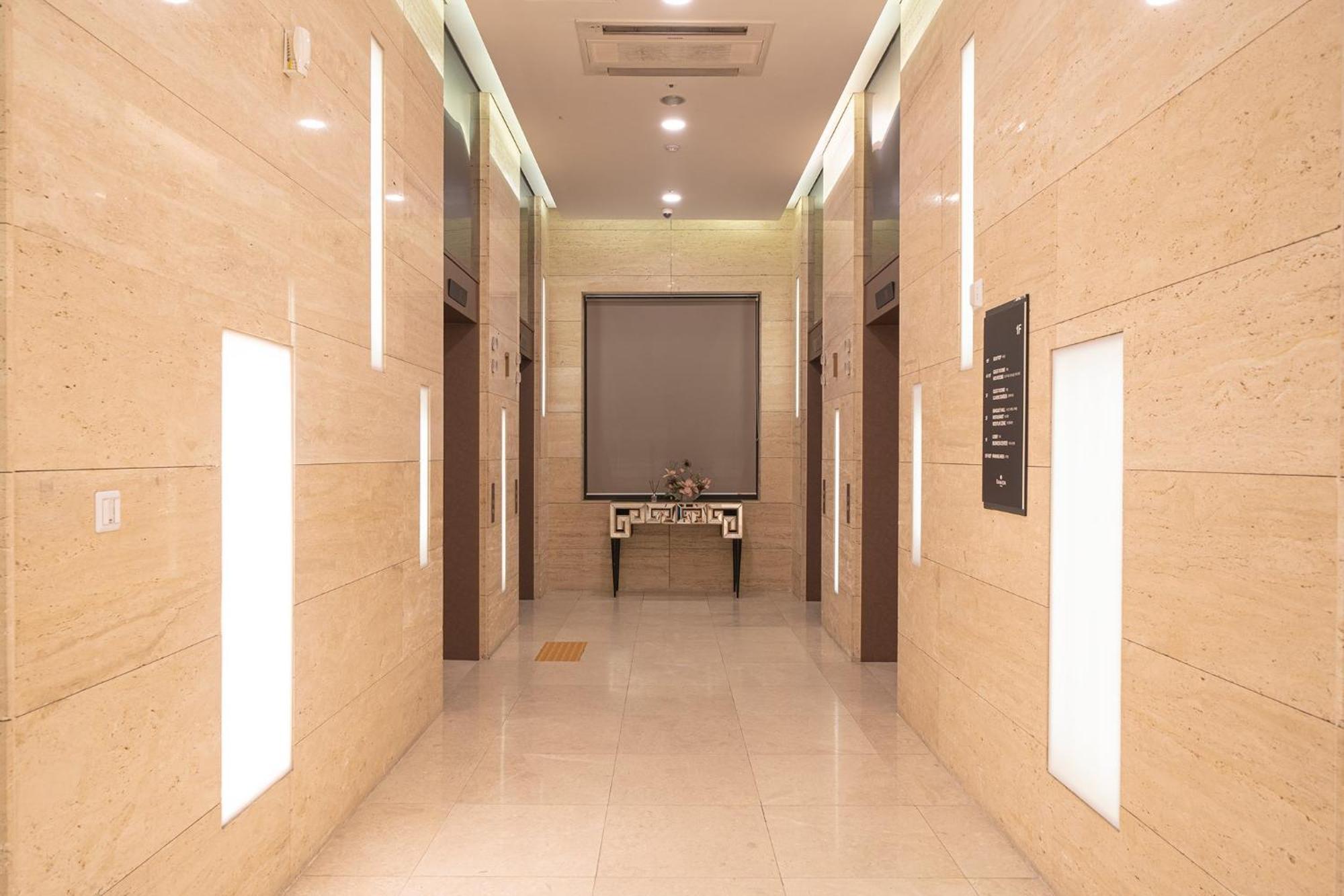 Ramada By Wyndham Yongin Hotell Eksteriør bilde